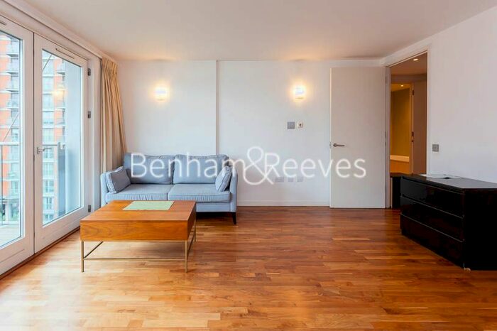 1 Bedroom Flat To Rent In Fairmont Avenue, Canary Wharf, E14
