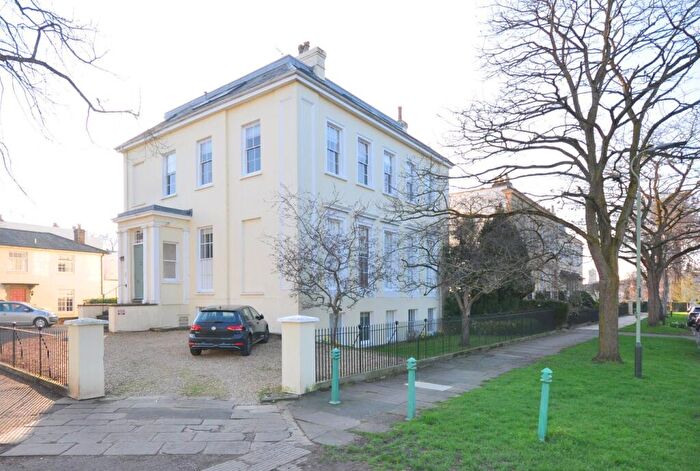 2 Bedroom Apartment To Rent In Wellington Square, Pittville, Cheltenham, GL50