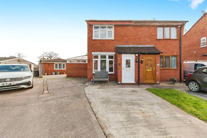 2 Bedroom Semi-Detached House For Sale In Alundale Road, Winsford, CW7