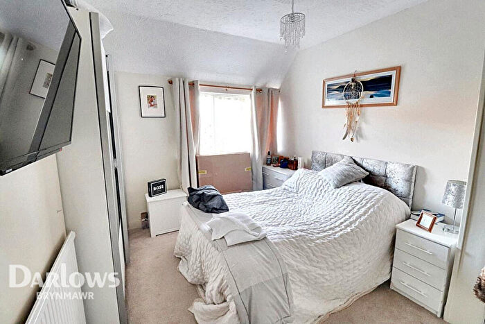 2 Bedroom Cottage For Sale In Prince Edward Crescent, Ebbw Vale, NP23