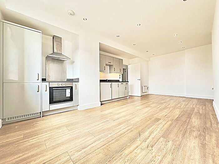 1 Bedroom Flat To Rent In Dane Street Bedford, MK40