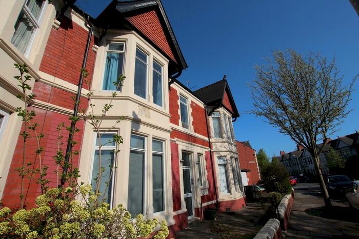 1 Bedroom Flat To Rent In Roath Court Road, Cardiff, South Glamorgan, CF24