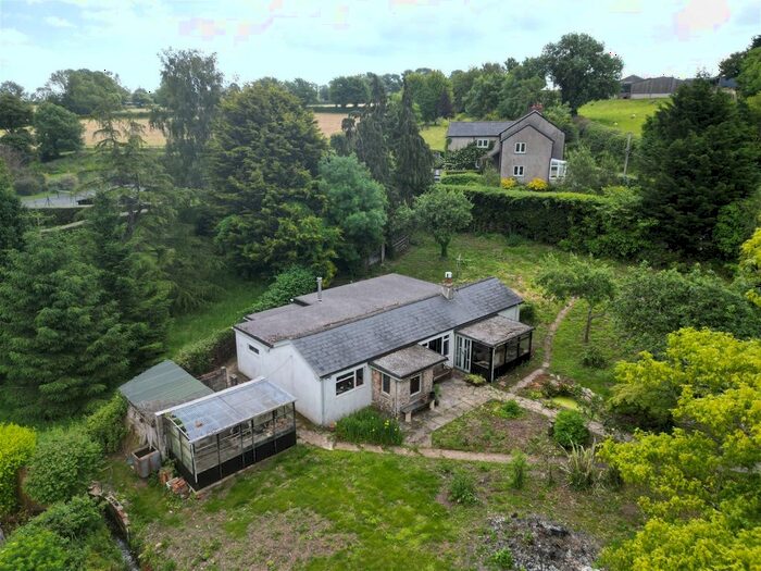 4 Bedroom Bungalow For Sale In Whilborough, Newton Abbot, TQ12