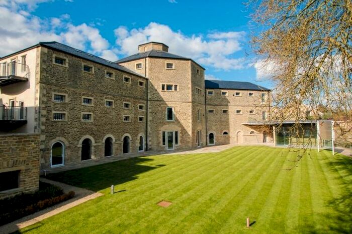 2 Bedroom Apartment To Rent In The Old Gaol, Abingdon, OX14