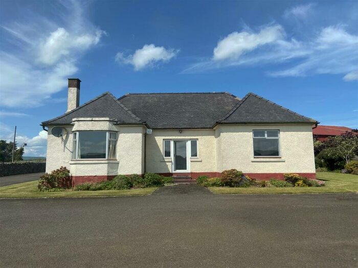 3 Bedroom House To Rent In Wester Coldrain Farmhouse, Kinross, KY13