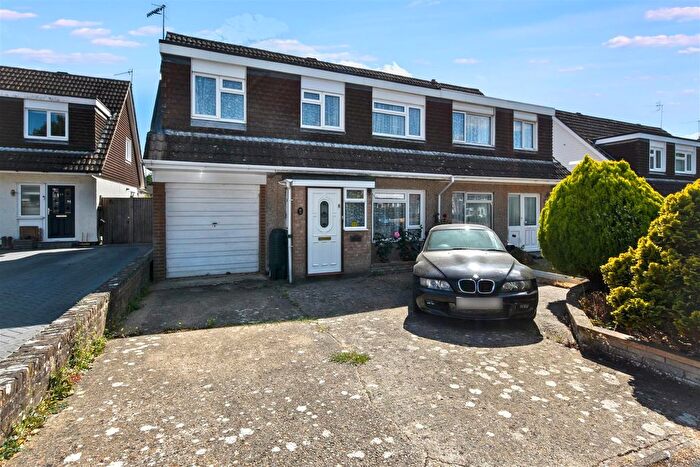 4 Bedroom Semi Detached House For Sale In Longmead Way, Tonbridge, TN10