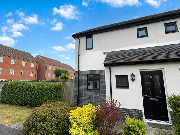 1 Bedroom Semi-Detached House For Sale In Pincroft Close, Catterall, Preston, Lancashire, PR3