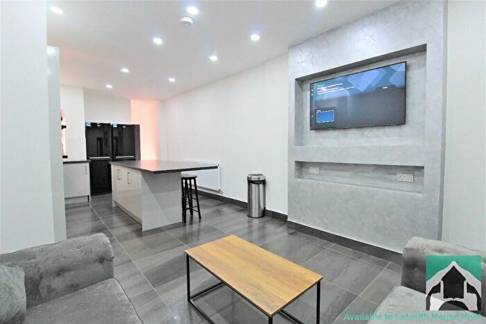 6 Bedroom Terraced House To Rent In Dawlish Road, Birmingham, B29