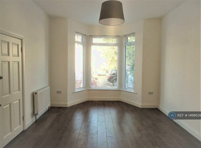 1 Bedroom Flat To Rent In Ilford, Ilford, IG1