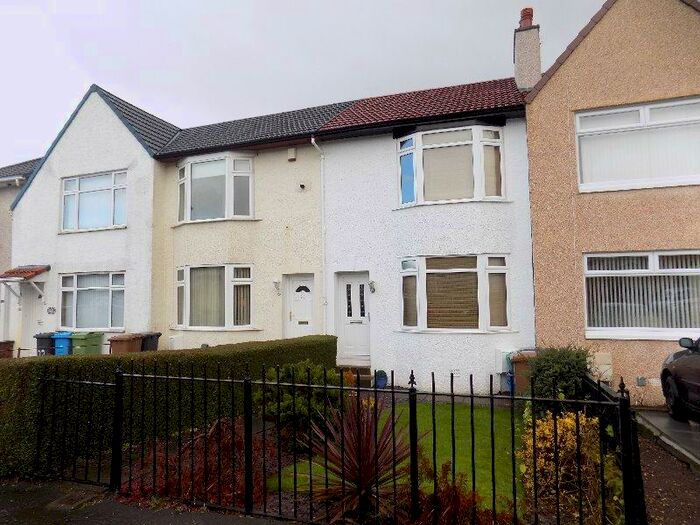 2 Bedroom Flat To Rent In Gleniffer Drive, Barrhead, East Renfrewshire, G78