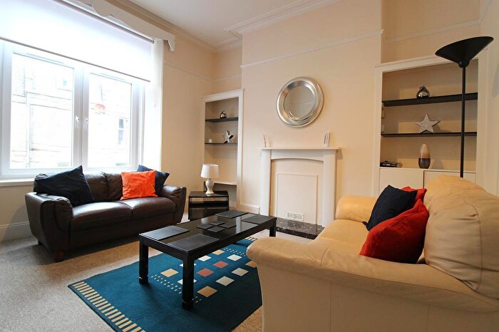 1 Bedroom Flat To Rent In Wallfield Place, First Floor Right, AB25