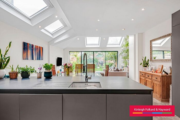 5 Bedroom Terraced House To Rent In Crescent Lane, London, SW4