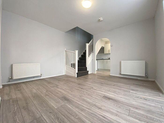 1 Bedroom House To Rent In Stranraer Gardens, SL1