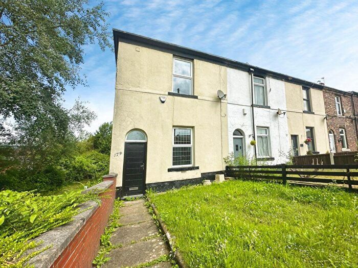 3 Bedroom Terraced House To Rent In Rochdale Old Road, Bury, BL9