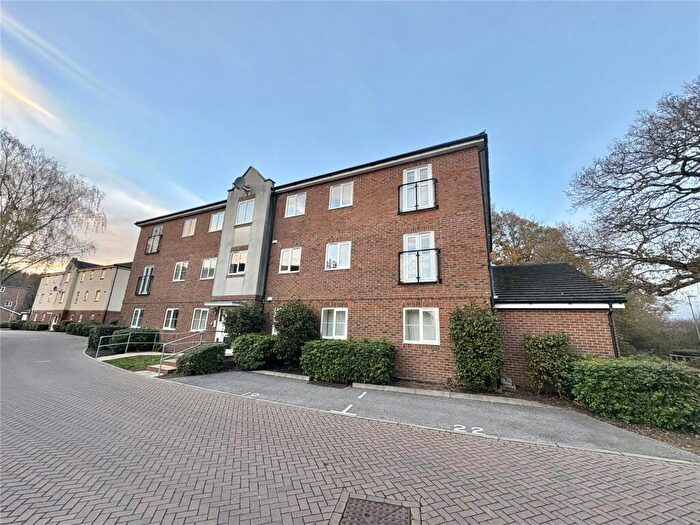 2 Bedroom Apartment To Rent In Hansen Gardens, Hedge End, Southampton, Hampshire, SO30