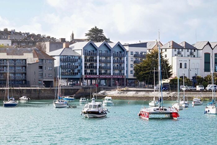 1 Bedroom Flat For Sale In New Town Lane, Penzance, TR18