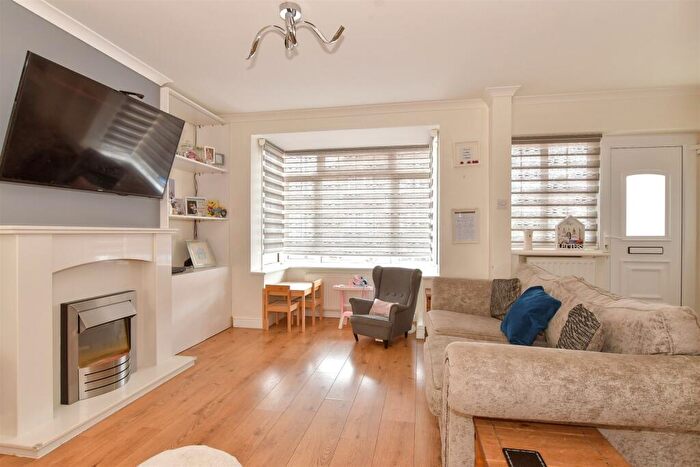 3 Bedroom Terraced House For Sale In Allington Drive, Strood, Rochester, Kent, ME2