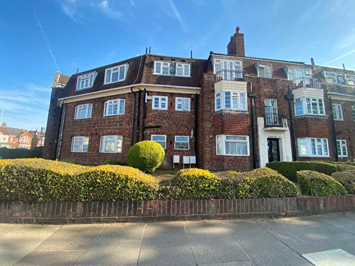 1 Bedroom Flat To Rent In Breamore Road, Ilford, IG3