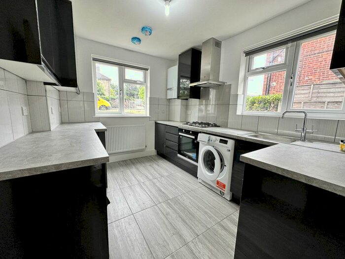 2 Bedroom Maisonette To Rent In Twickenham Gardens, Harrow, Middlesex, HA3