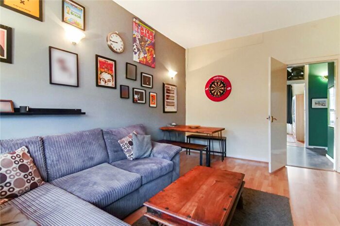 1 Bedroom Flat For Sale In Roebank Street, Dennistoun, Glasgow, G31