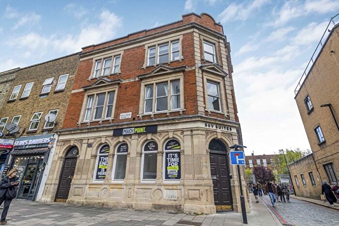 2 Bedroom Flat To Rent In Holloway Road, London, N7