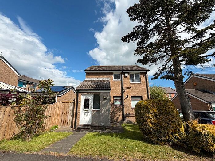 1 Bedroom Flat For Sale In Bamburgh Drive, Pegswood, Morpeth, NE61
