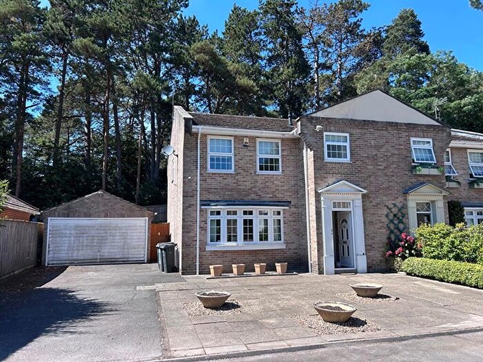 3 Bedroom Semi-Detached House For Sale In Wychwood Drive, Meyrick Park, Bournemouth, BH2