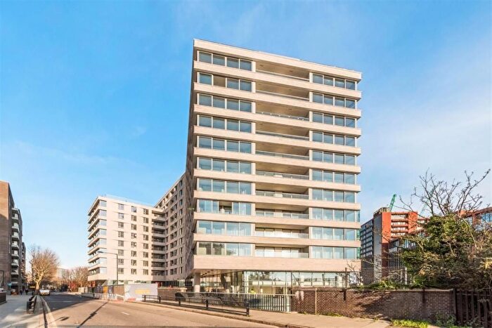 1 Bedroom Flat To Rent In Camley Street, London, N1C
