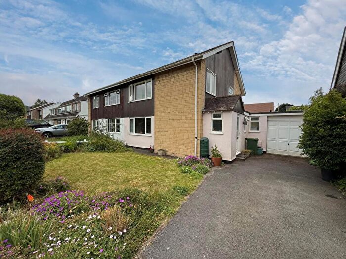 3 Bedroom Semi-Detached House For Sale In Mulberry Close, Backwell, North Somerset, BS48