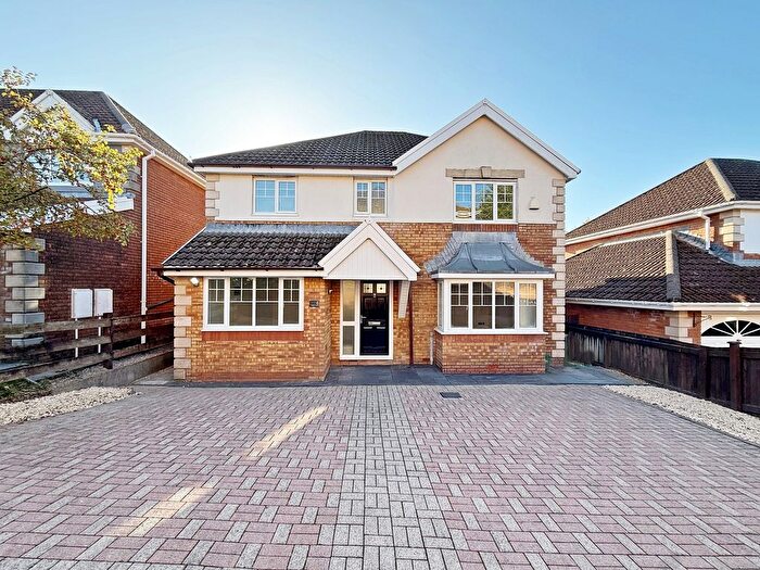 4 Bedroom Detached House For Sale In Swyn Y Nant, Thomastown, Tonyrefail, Porth, Rhondda Cynon Taff., CF39