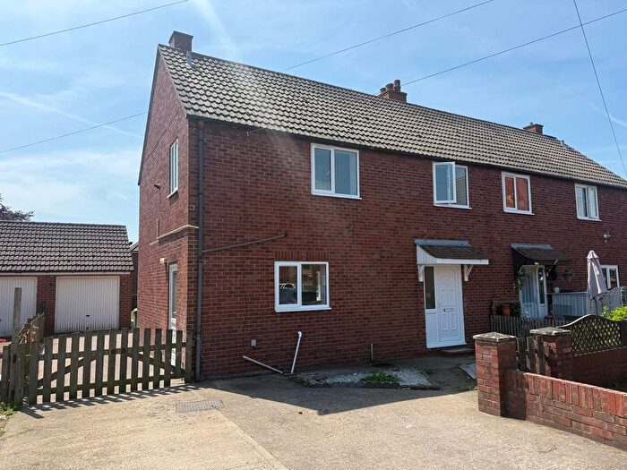 3 Bedroom Semi-detached House To Rent In Fairfield, Rawcliffe Bridge, DN14