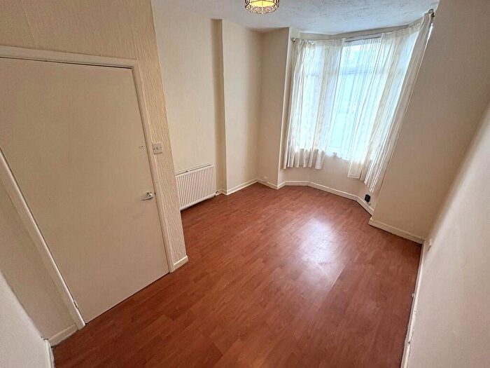 1 Bedroom Flat To Rent In Middleborough Road, Coventry, CV1