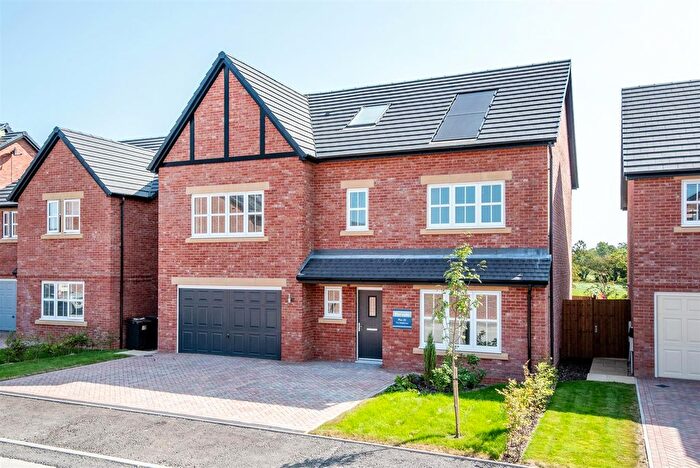 6 Bedroom Detached House For Sale In Brickcroft Drive, Longton, Preston, PR4