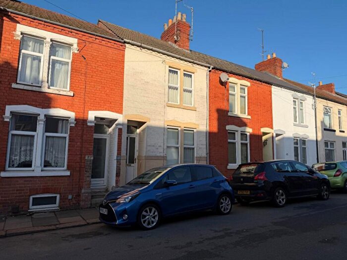 2 Bedroom Terraced House For Sale In Stanhope Road, Queens Park, Northampton, NN2