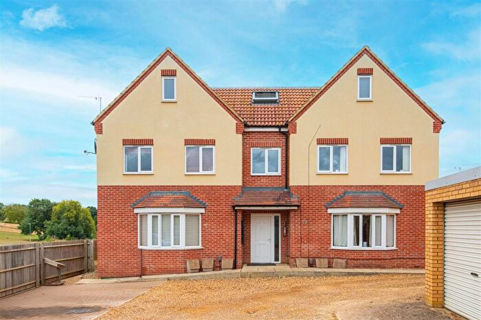1 Bedroom Apartment For Sale In Henshaw Road, Wellingborough, NN8