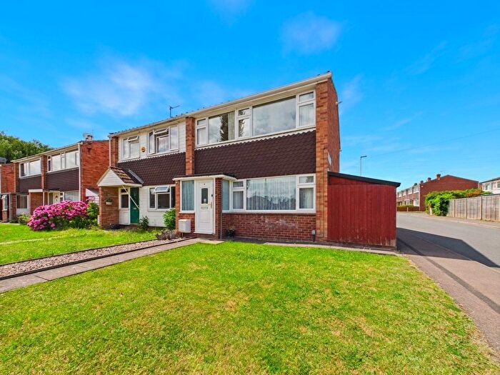 3 Bedroom Semi Detached House For Sale In Sapphire Close, Tuffley, GL4