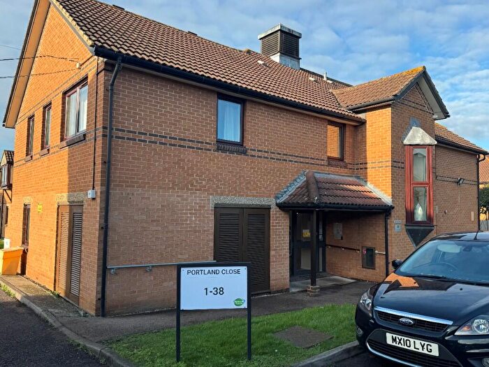 2 Bedroom Retirement Property For Sale In Portland Close, Romford, London, RM6