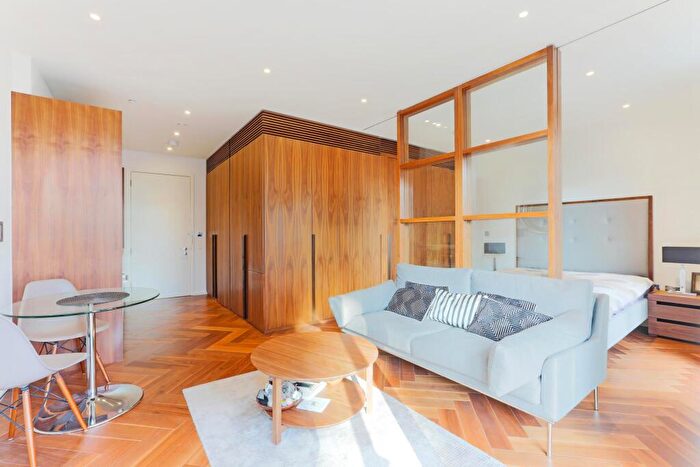 Apartment To Rent In Ambassador Building, Embassy Gardens, London, SW11