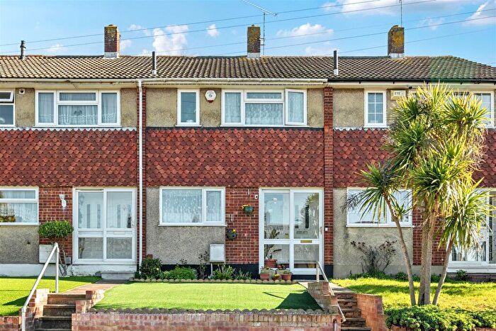 3 Bedroom Terraced House For Sale In St. Justins Close, Orpington, BR5