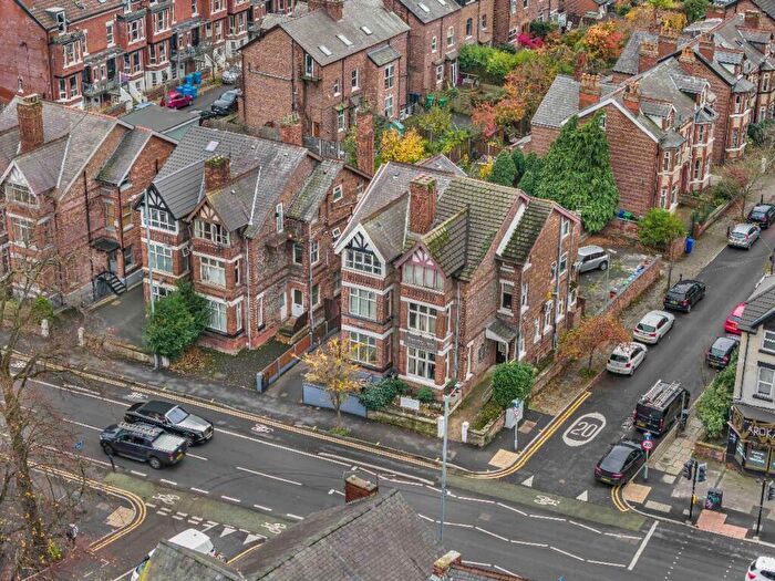 Studio To Rent In Flat, Barlow Moor Road, M21