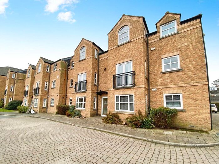 2 Bedroom Flat To Rent In Lawrence Street, York, YO10