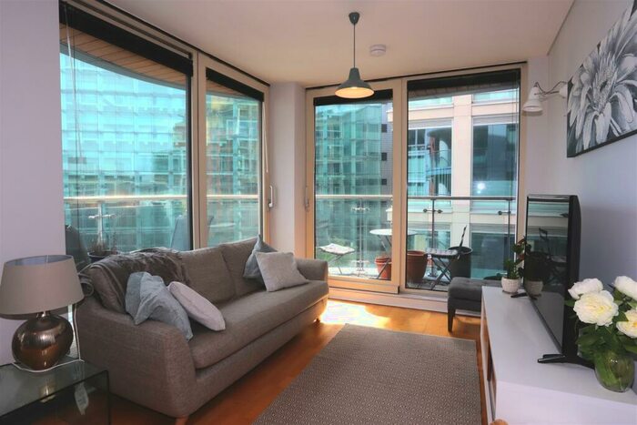 2 Bedroom Apartment To Rent In Leftbank, Spinningfields, M3
