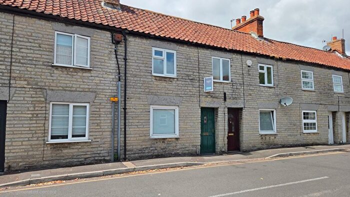 2 Bedroom Flat For Sale In Bartletts Row, Somerton, TA11