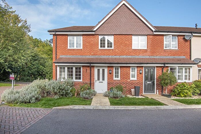 2 Bedroom Semi-Detached House To Rent In Minster Grove, Wokingham, RG41