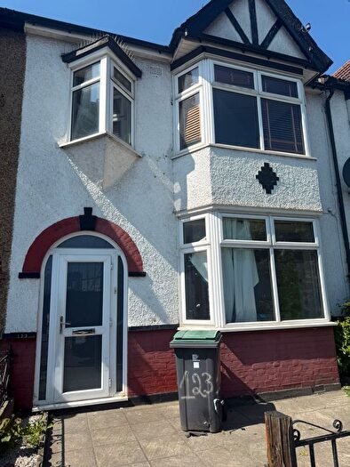 4 Bedroom Terraced House To Rent In Willoughby Lane, Tottenham, N17