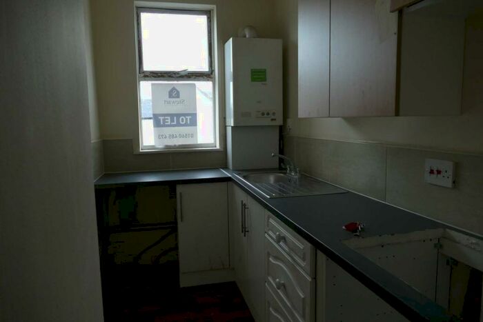 1 Bedroom Flat To Rent In Barn Street, ML10