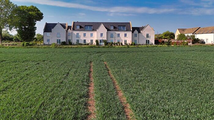 2 Bedroom Flat For Sale In Windrush Heights, Windrush, OX18