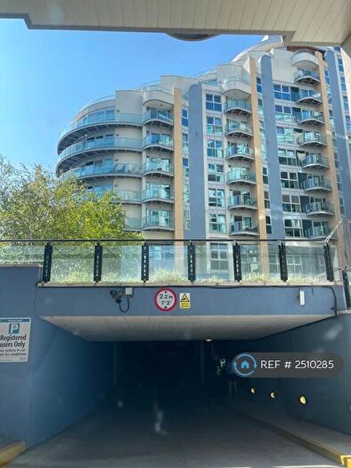 1 Bedroom Flat To Rent In Bridges Court Road, London, SW11