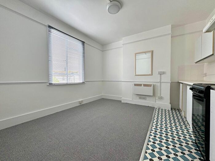 1 Bedroom Flat To Rent In Buckingham Road, Brighton, BN1