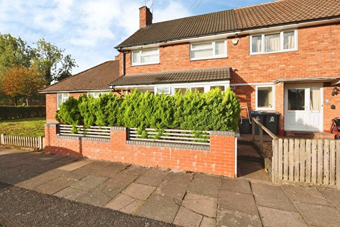 3 Bedroom Semi-Detached House For Sale In Ardencote Road, Birmingham, B13